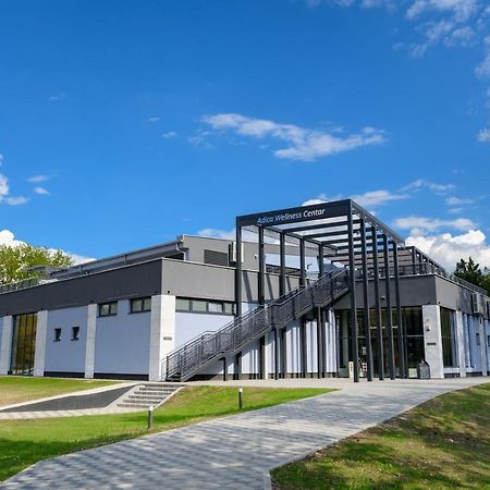 Adica Prenociste Sport Wellness Centar - Bazeni Hostel Ada Εξωτερικό φωτογραφία
