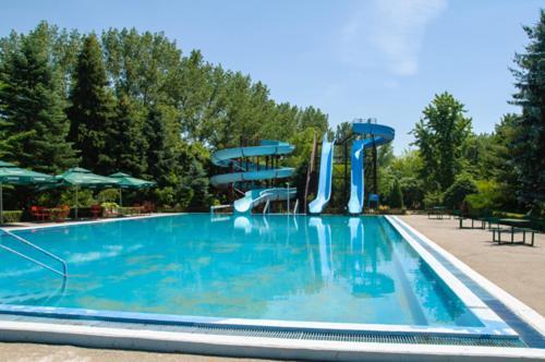 Adica Prenociste Sport Wellness Centar - Bazeni Hostel Ada Εξωτερικό φωτογραφία