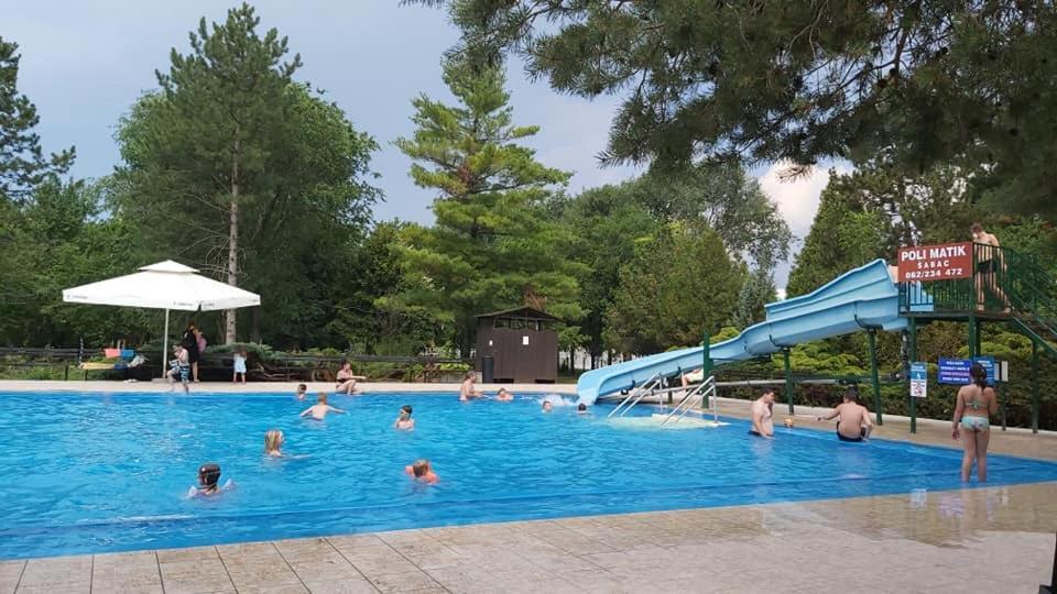 Adica Prenociste Sport Wellness Centar - Bazeni Hostel Ada Εξωτερικό φωτογραφία