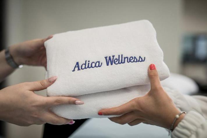 Adica Prenociste Sport Wellness Centar - Bazeni Hostel Ada Εξωτερικό φωτογραφία