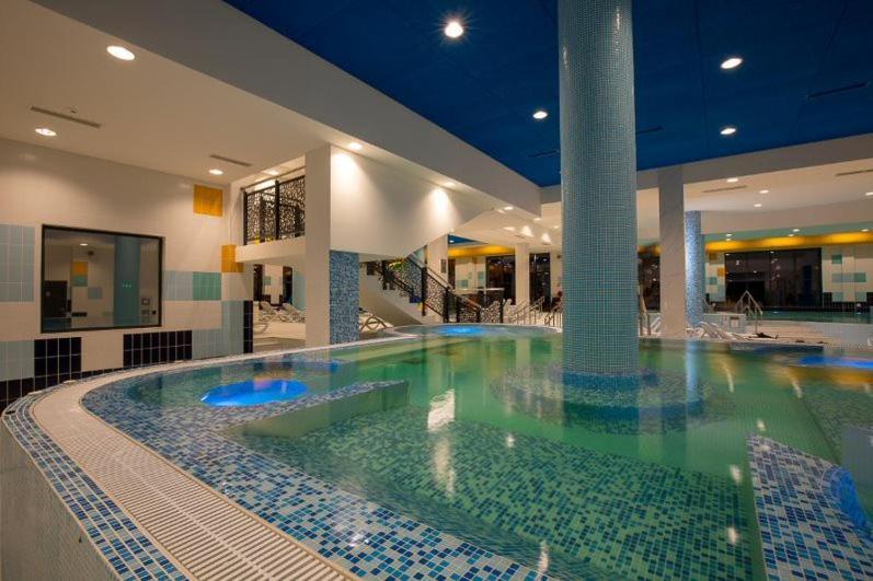 Adica Prenociste Sport Wellness Centar - Bazeni Hostel Ada Εξωτερικό φωτογραφία