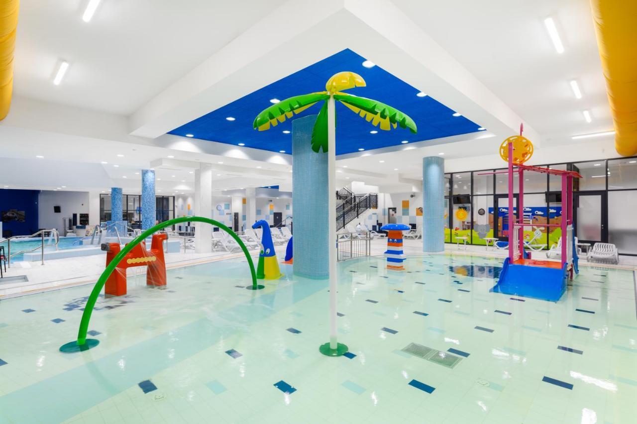 Adica Prenociste Sport Wellness Centar - Bazeni Hostel Ada Εξωτερικό φωτογραφία